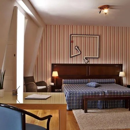 Hotel Solar Dos Mouros 4*