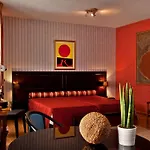 Solar Dos Mouros Guest house Lisbon