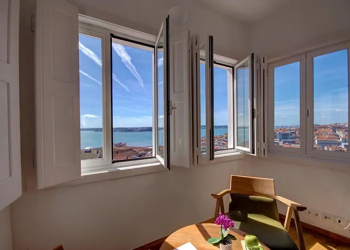 솔라 도스 모우로스 4* 리스본