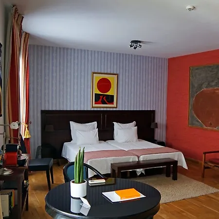 Solar Dos Mouros Hotel 4*