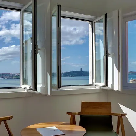 Solar Dos Mouros Гостевой дом 4*