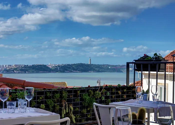 Solar Dos Mouros Πανσιόν Lisboa